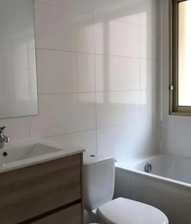 Centre-bastia A Minute A Pied Du Port Бастия