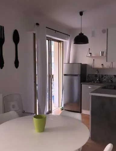 Centre-bastia A Minute A Pied Du Port Bastia (Corsica)